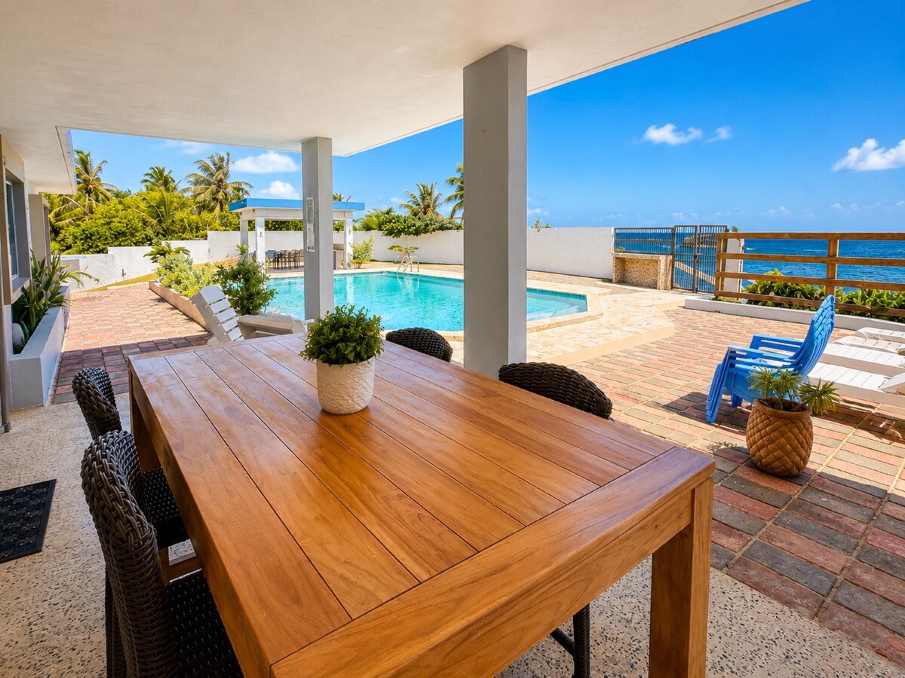 Outdoor dining area